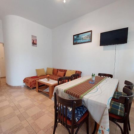 Apartment Ankica Punat Eksteriør billede