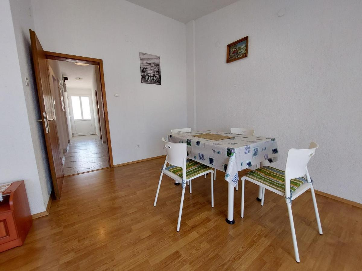 Apartment Ankica Punat Eksteriør billede
