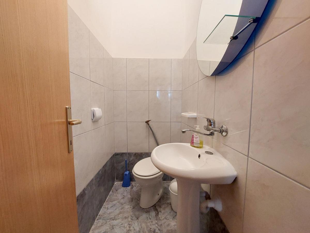 Apartment Ankica Punat Eksteriør billede