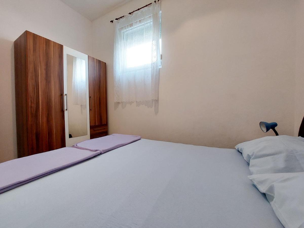 Apartment Ankica Punat Eksteriør billede