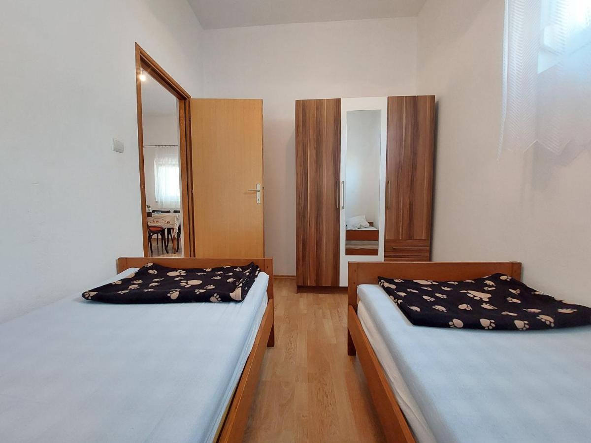 Apartment Ankica Punat Eksteriør billede