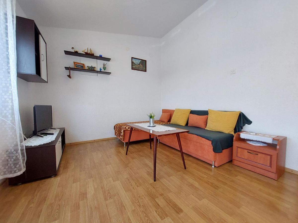Apartment Ankica Punat Eksteriør billede