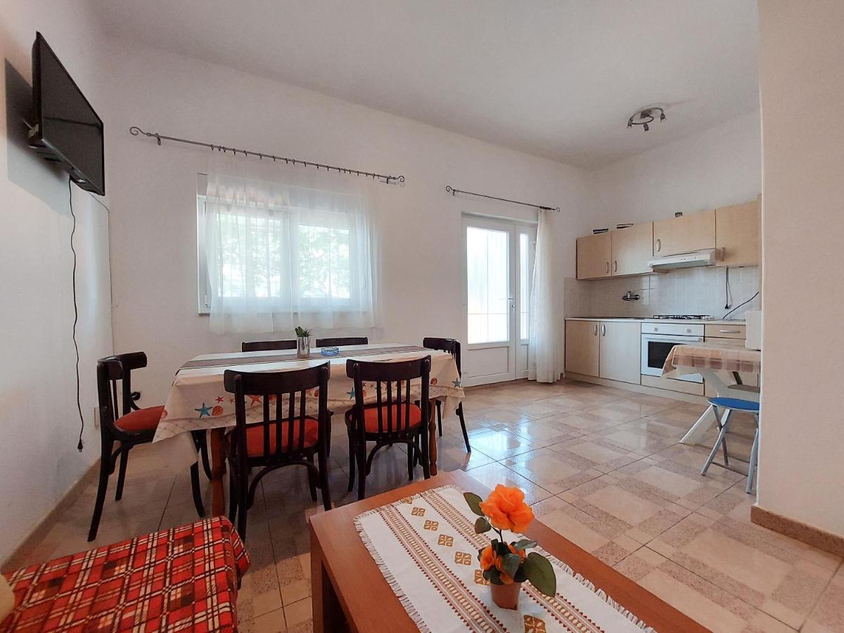 Apartment Ankica Punat Eksteriør billede