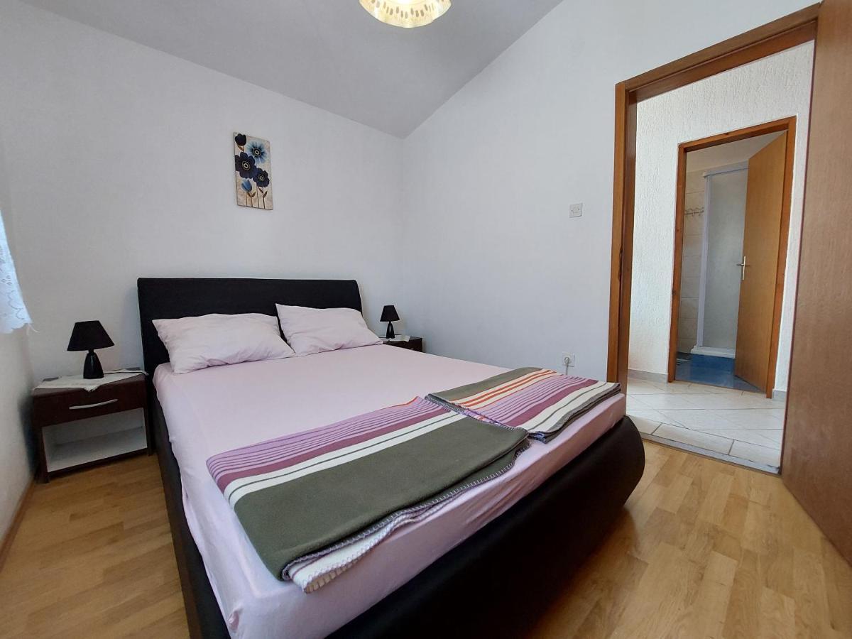 Apartment Ankica Punat Eksteriør billede